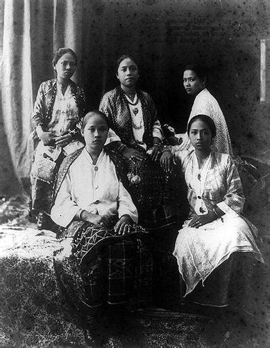 pinay nilabasan sa loob